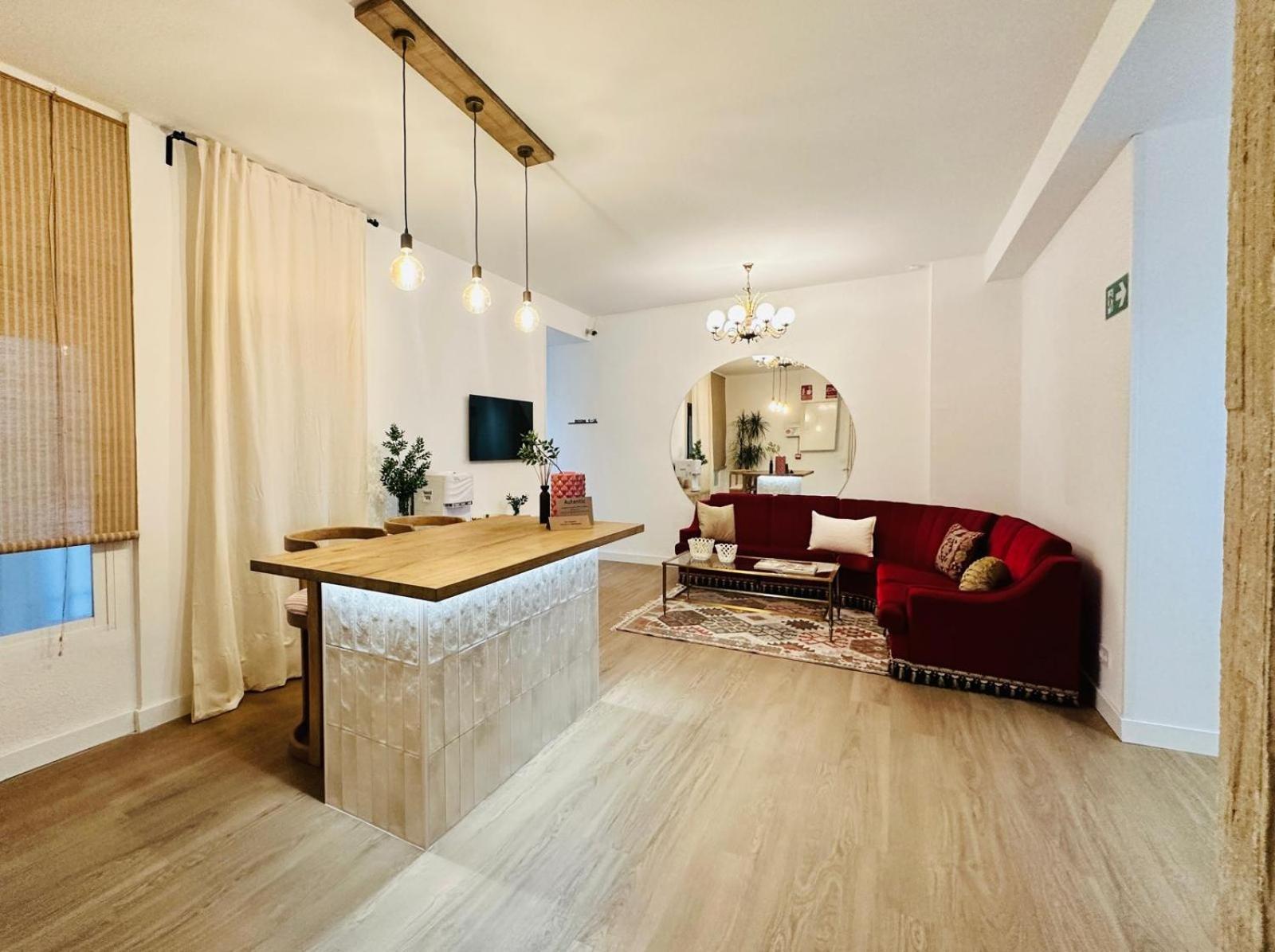 Autentic Boutique Moncloa Madrid Exterior foto